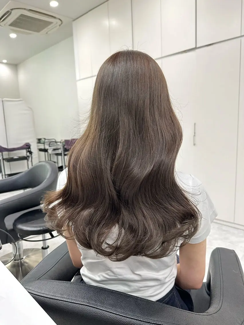 ロング ヘアカラー トリートメント 🌼リナ🌼赤み消し オリーブ/ブラウンのヘアスタイル