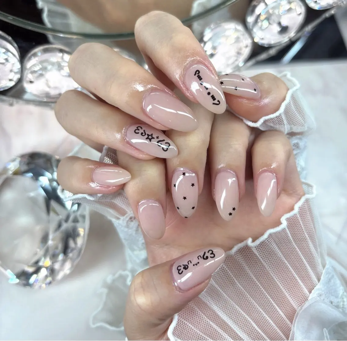 ネイル 24時まで❤︎韓国、 ワンホンネイルのネイルデザイン