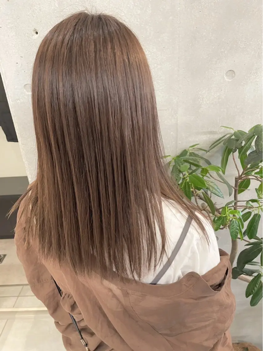 カラー ヘアカラー 鈴木 花菜のヘアスタイル