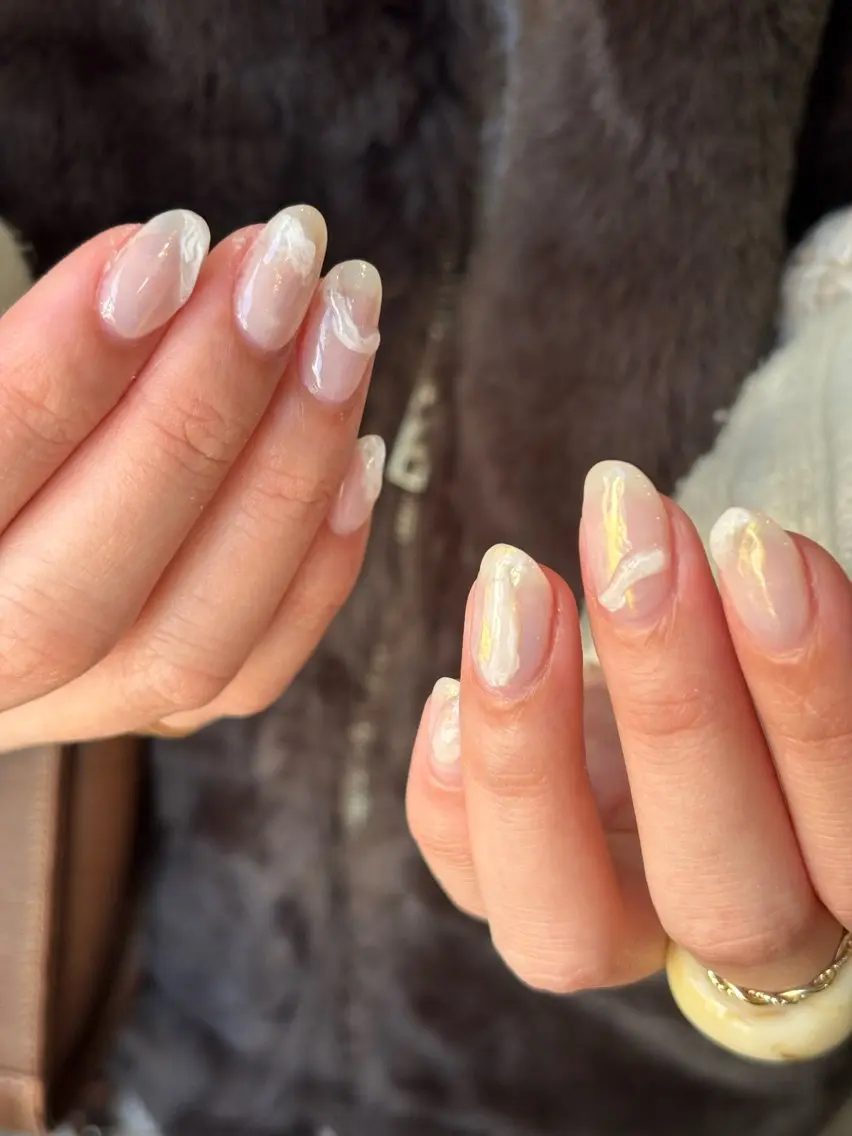ネイル オーロラネイル ニュアンスネイル シンプルネイル ogura maoのネイルデザイン