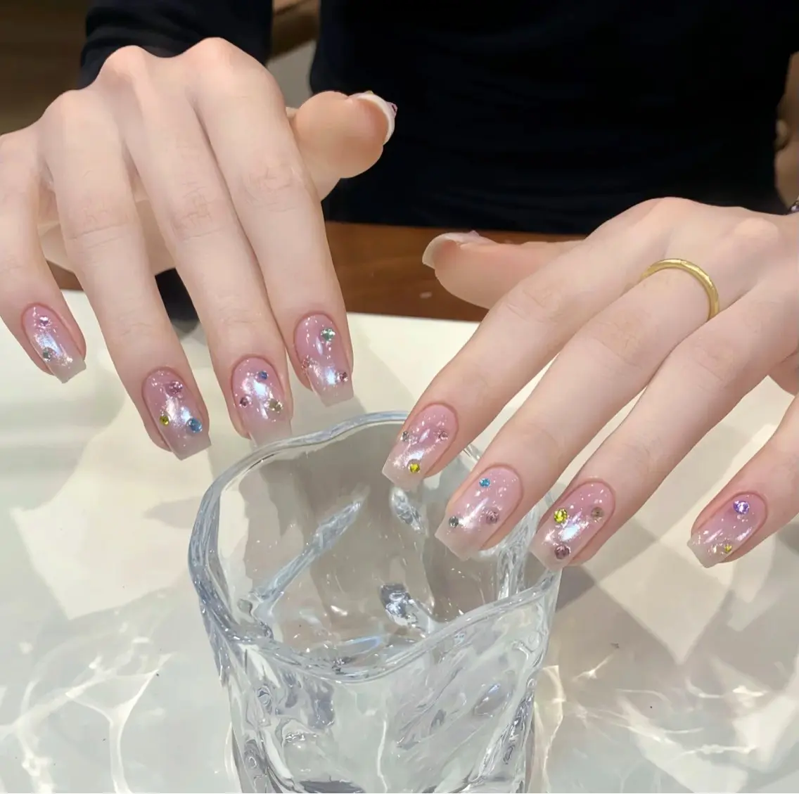 ネイル ハート 韓国ネイル オフィスネイル ワンカラーネイル シンプルネイル ハンドネイル Lynn_ Nailのネイルデザイン