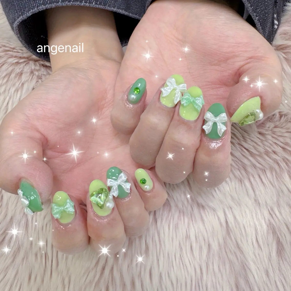ネイル ハンドネイル オーナーネイリスト MAKIのネイルデザイン