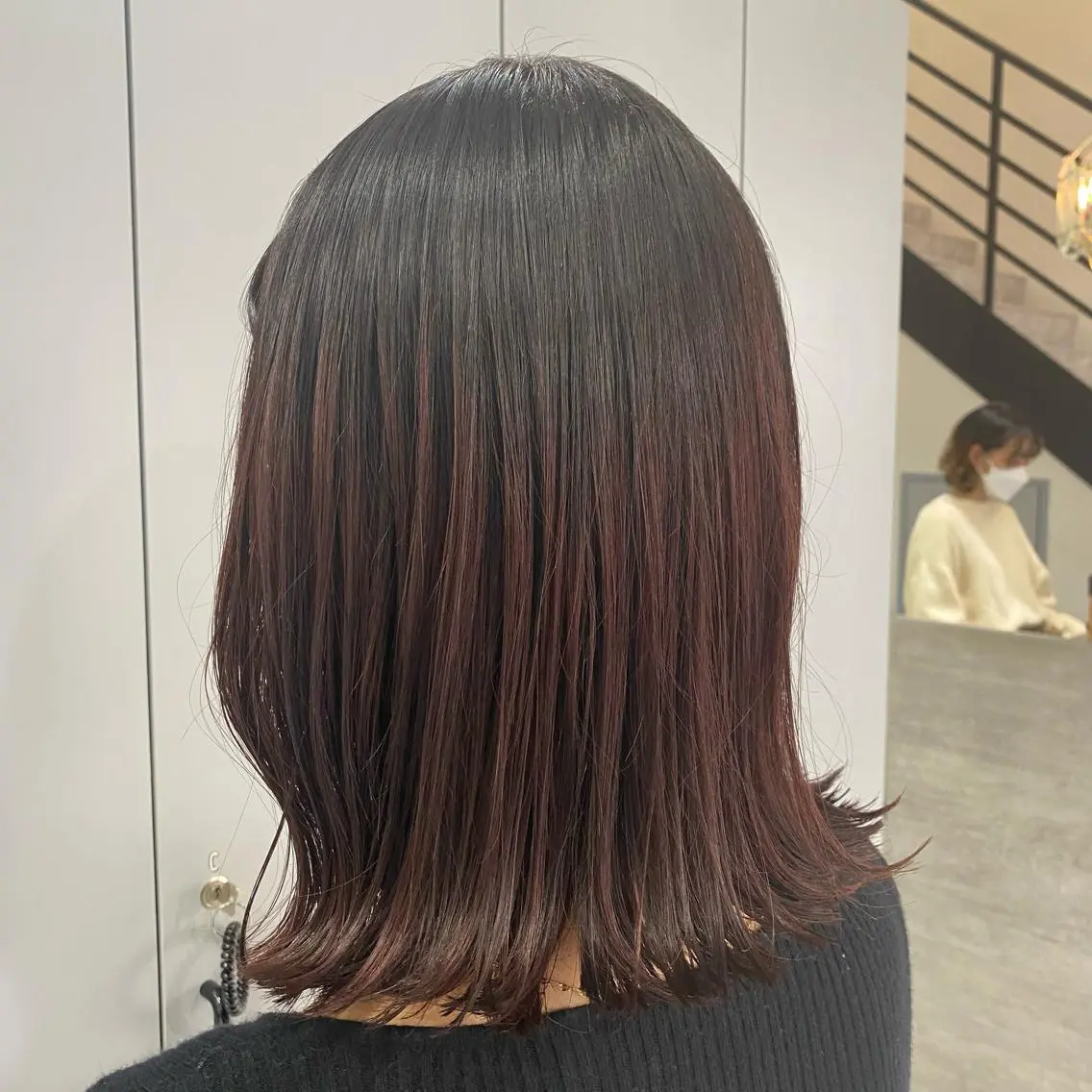 ミディアム 切りっぱなしロブ 村山 豪歩のヘアスタイル