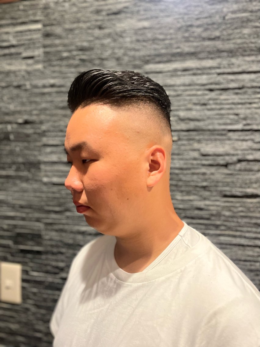 メンズ ヒロ銀座川崎 志田健介のヘアスタイル