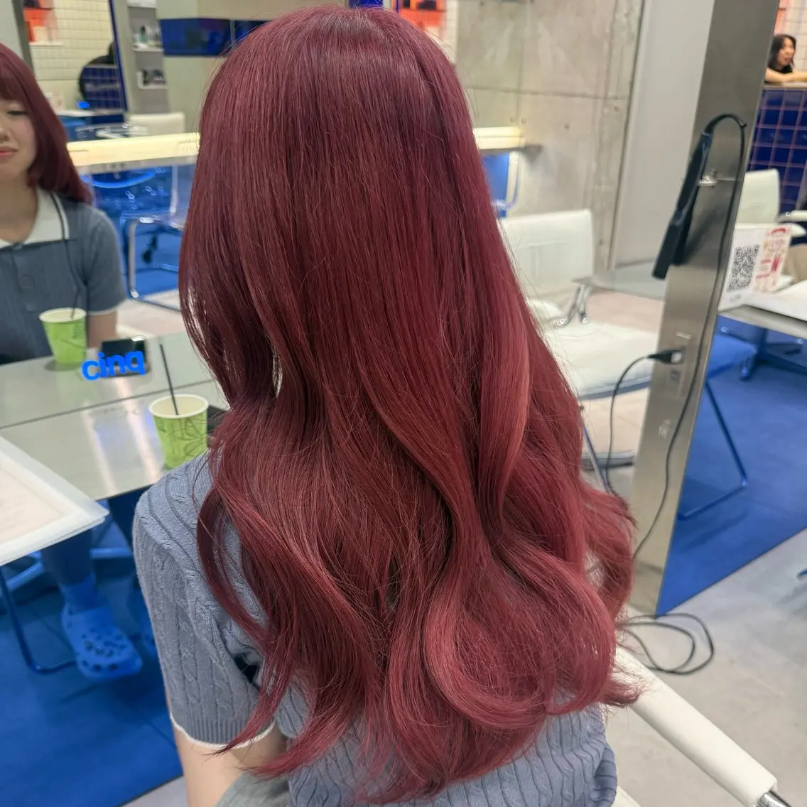 ✨トリートメント付きでツヤ感UP✨リタッチ＋ワンカラー＋Aujuaトリートメント付き【ケアブリーチ/渋谷#ハイトーン】の写真