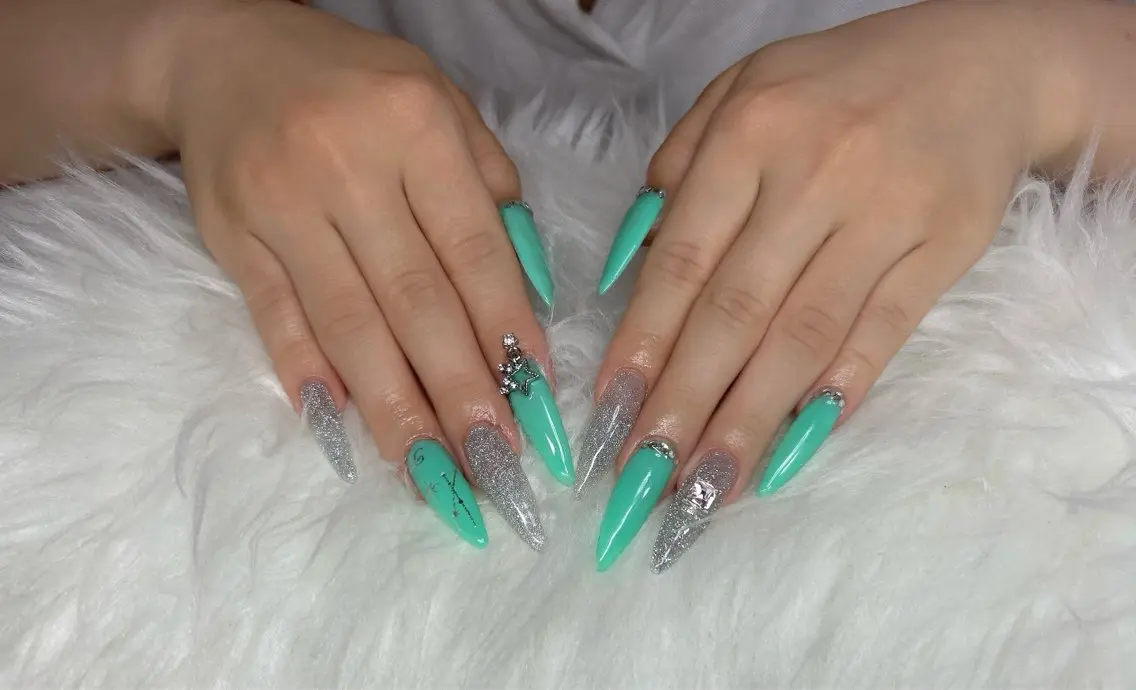 ネイル ハンドネイル フットネイル anela_nail aynのネイルデザイン