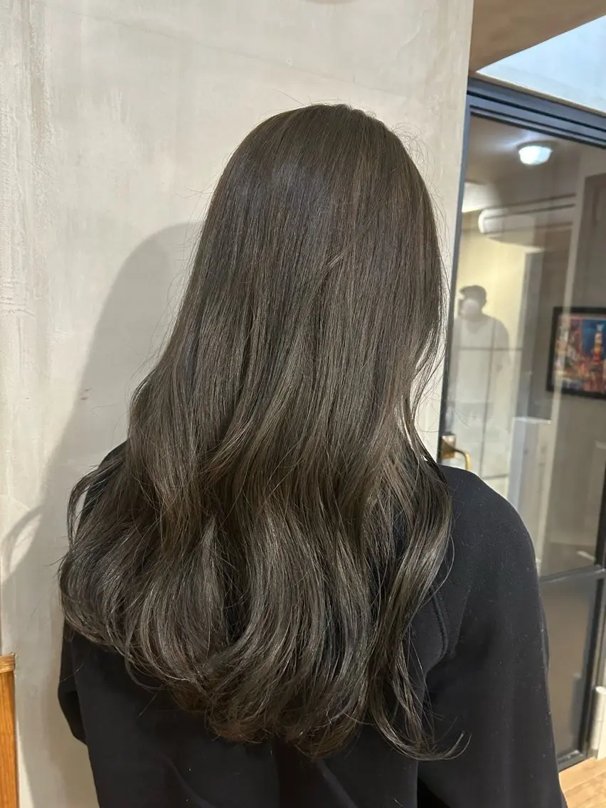 【U26】🌼前髪 顔周りカット＋カラー 💇🏻🤍✨️✨※ミディアム​〜​ロングの方限定の写真