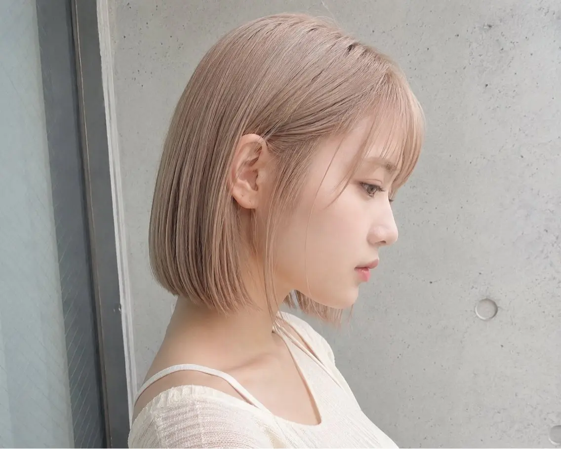 【ミニモ限定ボブハイトーンにしたい方写真OKな方募集】色味相談OKカット+ブリーチダブルカラー+トリートメントの写真