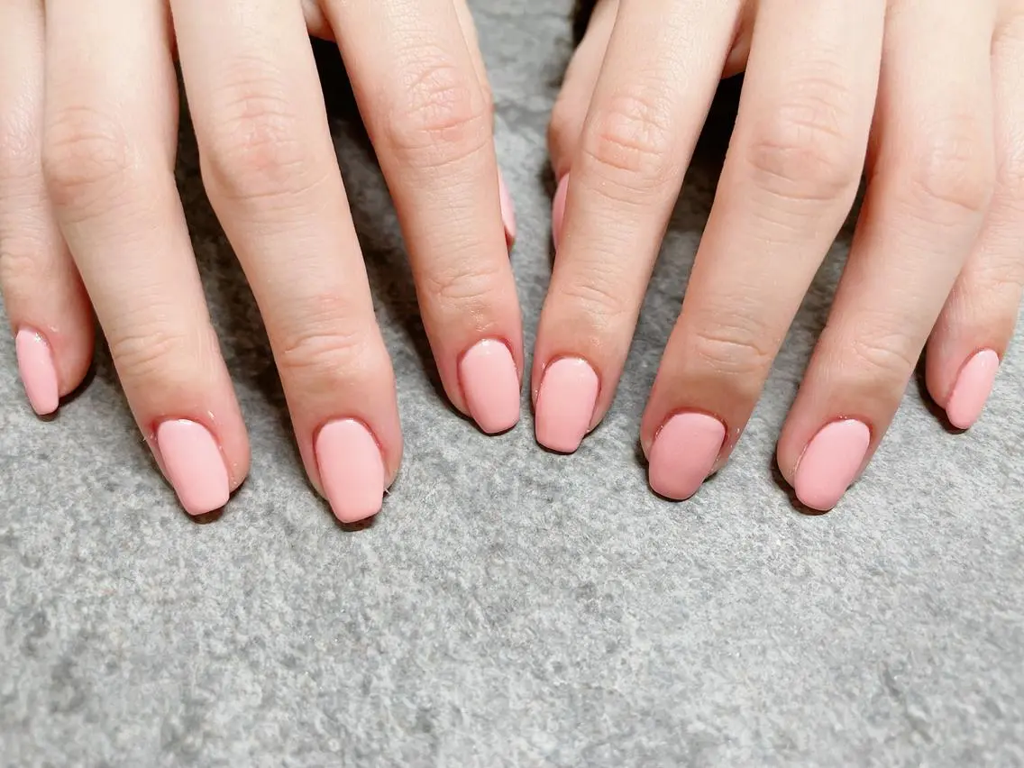 ネイル オーロラネイル フラワーネイル フットネイル フレンチネイル ジェルネイル ハンドネイル mogunail &blowのネイルデザイン