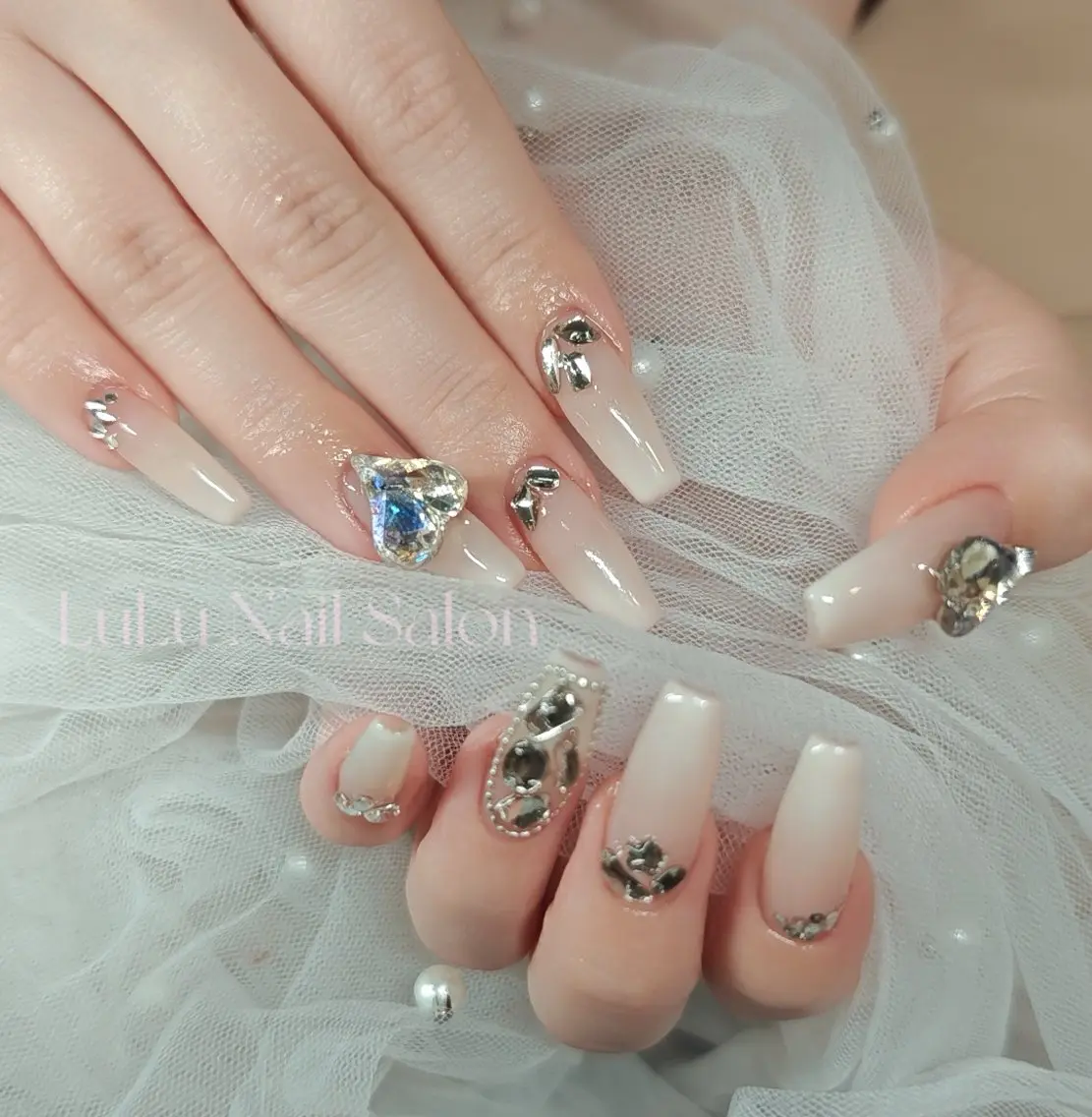ネイル ハンドネイル LU LU NailSalonのネイルデザイン