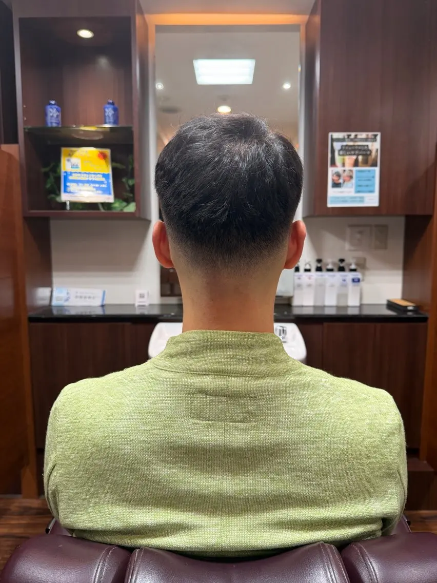 ショート メンズ 糸山 仁のヘアスタイル