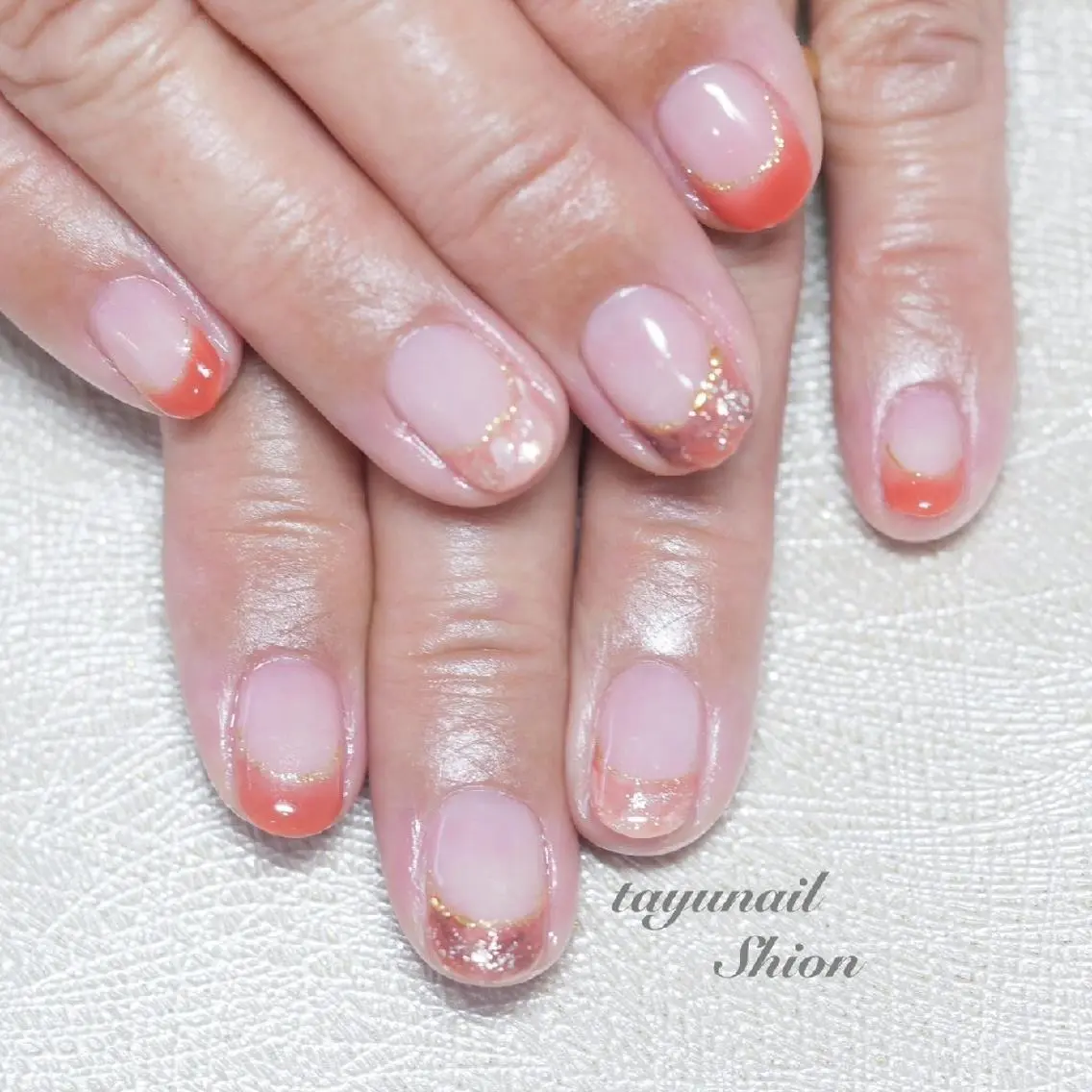 ネイル ブルー フレンチネイル ジェルネイル キラキラネイル オレンジ ネイルサロン 【たゆnail】のネイルデザイン