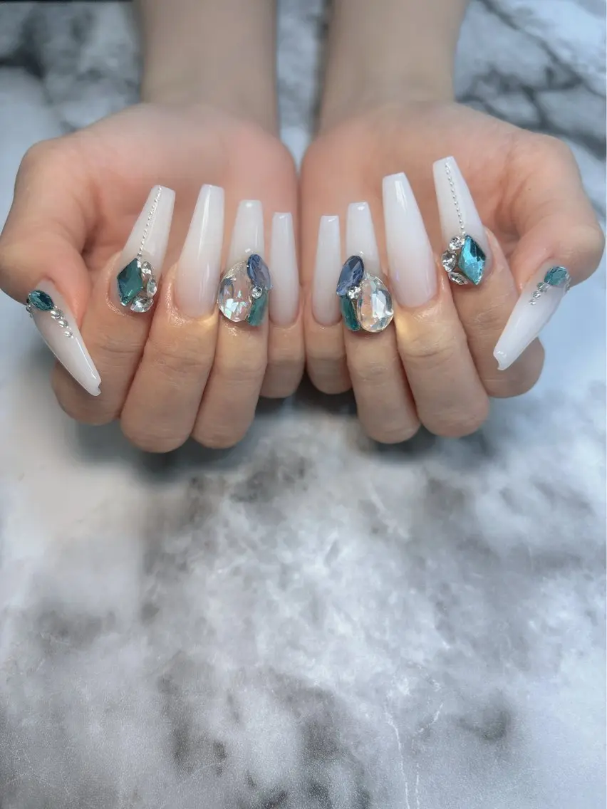 ネイル ハンドネイル Kayo 💅のネイルデザイン