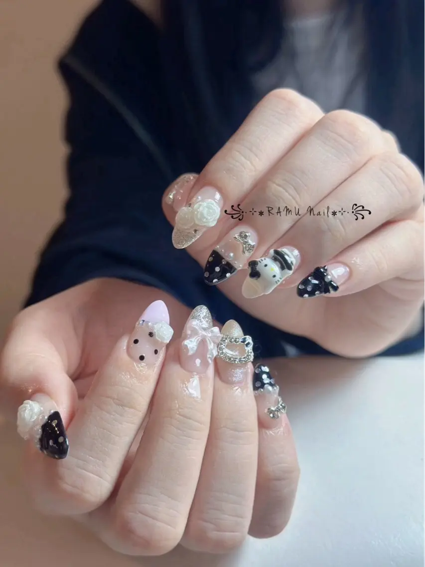 ネイル キラキラネイル マグネットネイル ミラーネイル ピンク 夏ネイル ハンドネイル RAMU Nail 恵比寿店のネイルデザイン