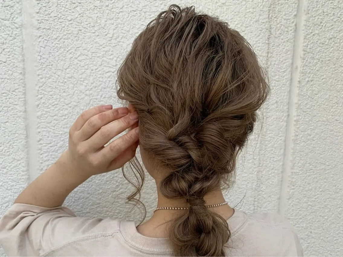 ヘアアレンジ 韓国ヘア✨グレージュ カラーasamiのヘアスタイル