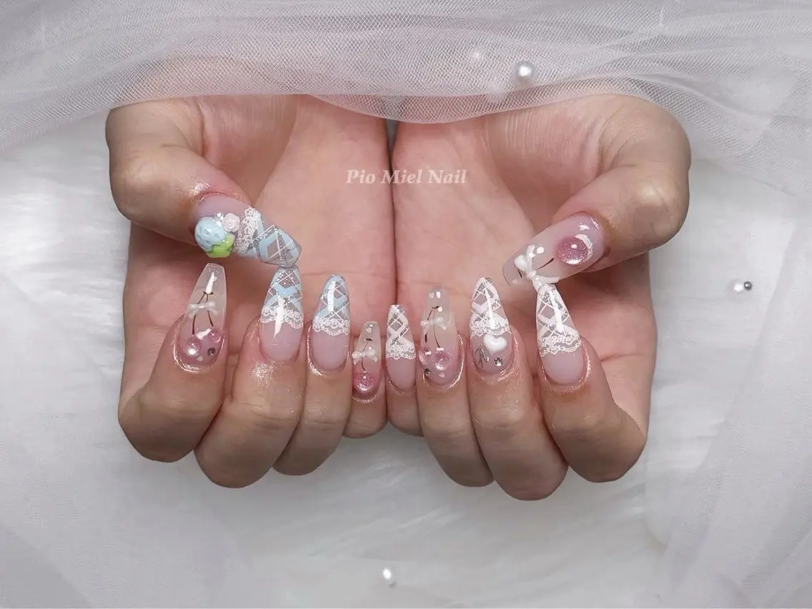 ネイル ハンドネイル HANA 長さだしのネイルデザイン