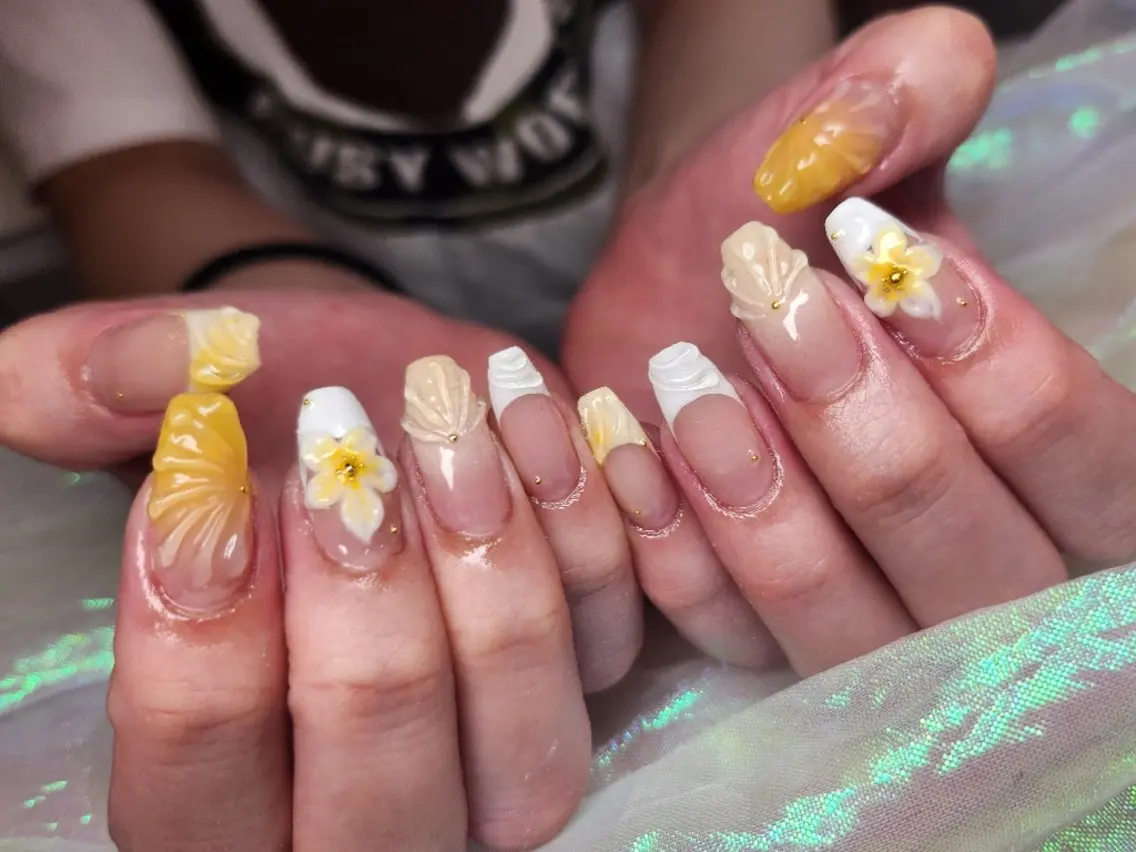ネイル ハンドネイル 💜bora .のネイルデザイン