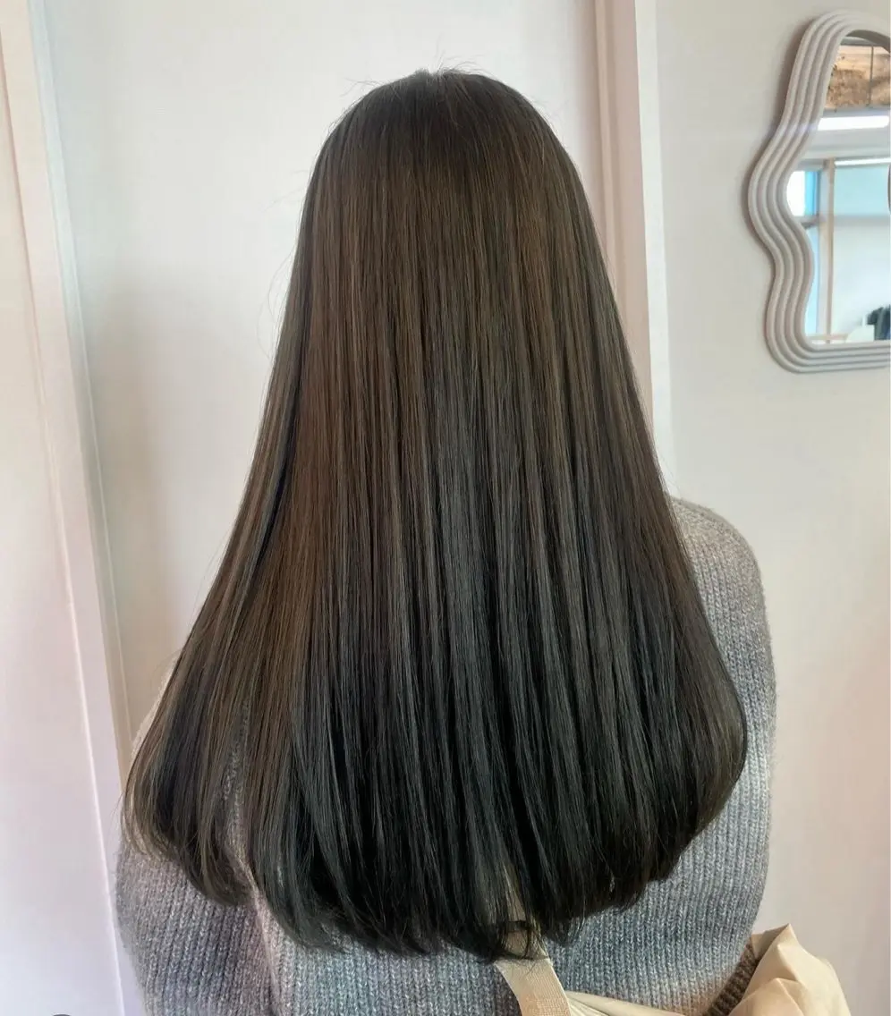 カット✂️+サラ艶酸熱トリートメント🫧の写真