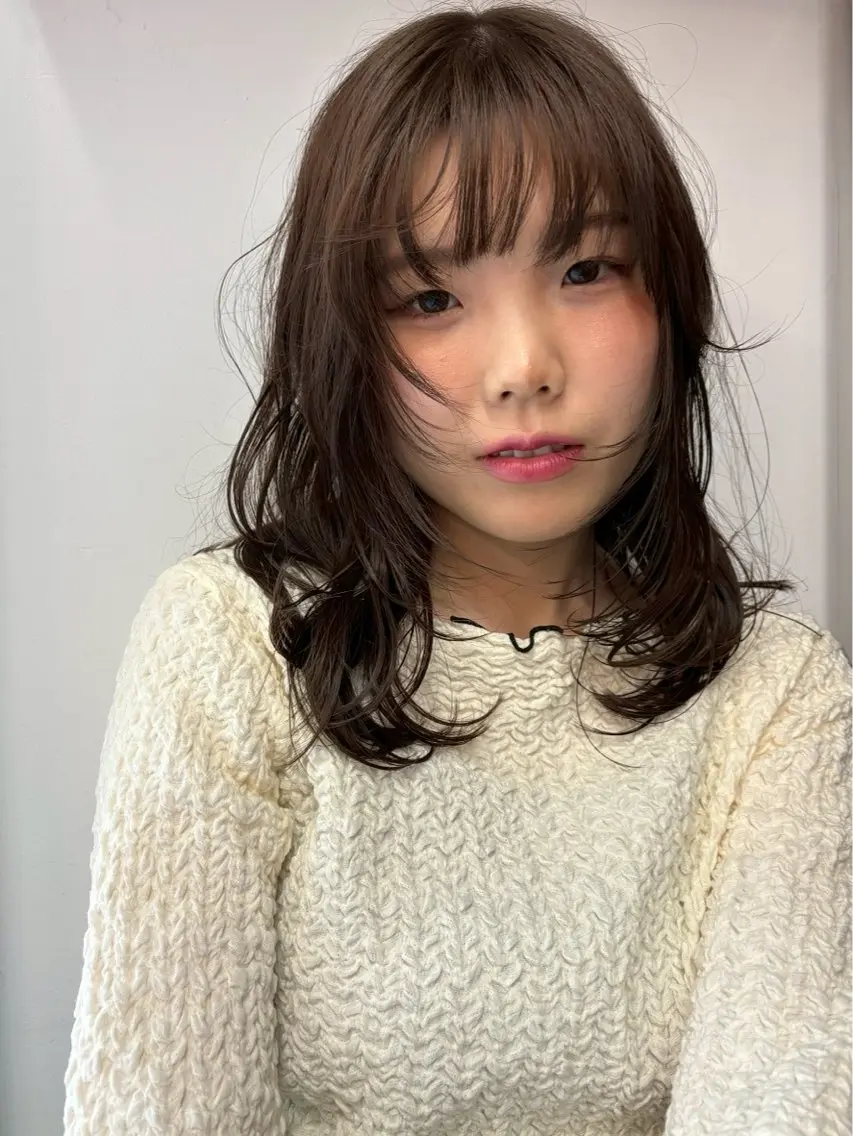 ミディアム カラー カット ヘアカラー トリートメント ORe'S HAIR BE GLaDユウナのヘアスタイル