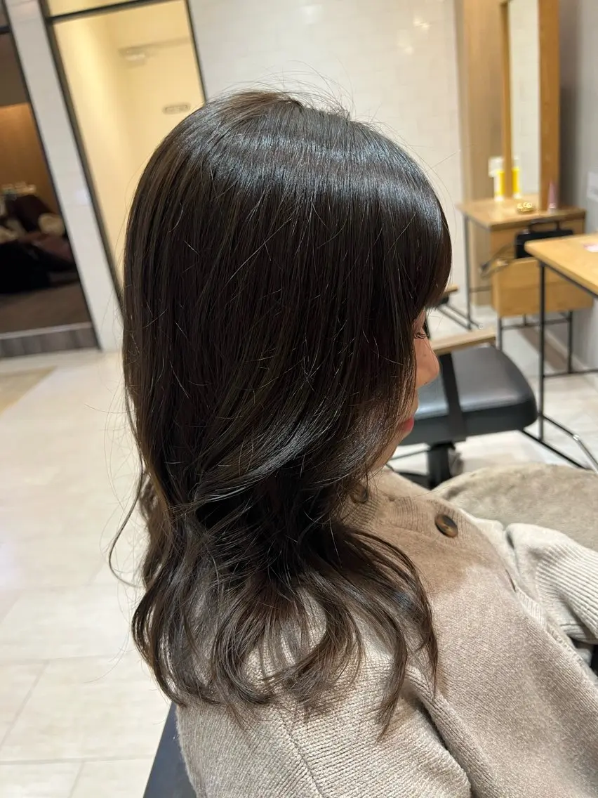 セミロング 韓国ヘア🇰🇷 増田夏希のヘアスタイル
