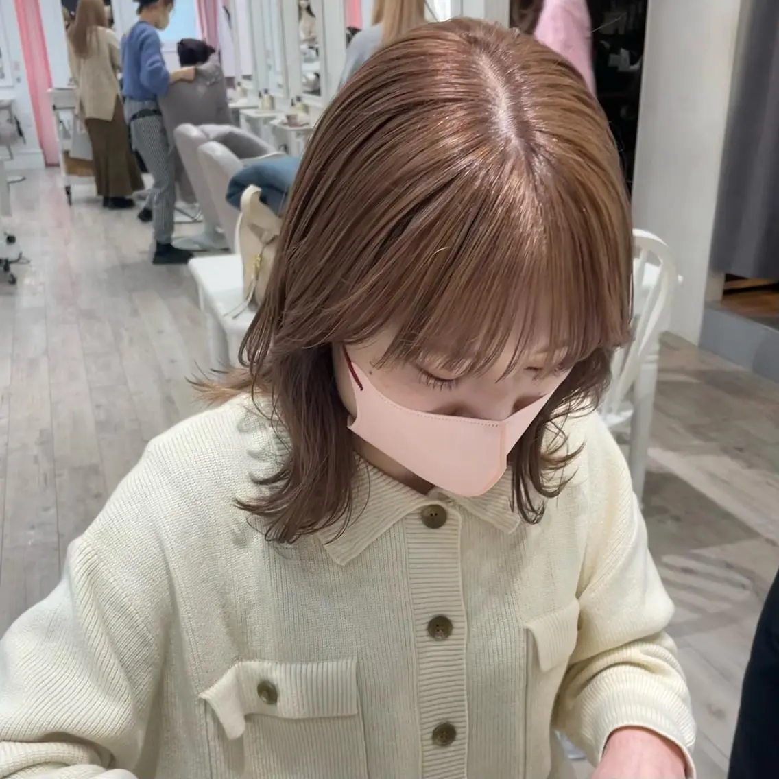 ミディアム カラー ベージュカラー ブリーチ ヘアアレンジ/ 暖色🩵hazukiのヘアスタイル