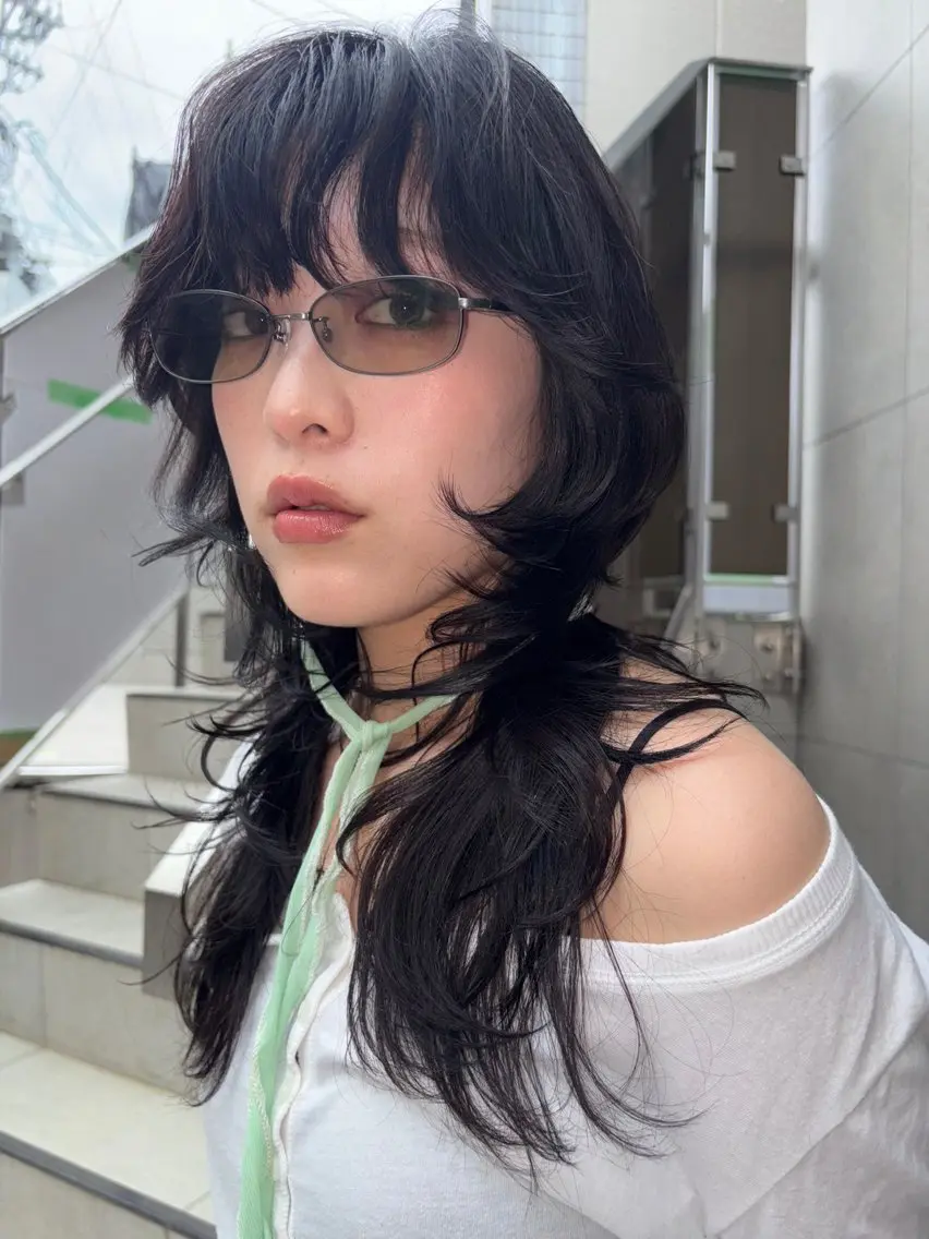 ロング カット ヘアカラー トリートメント ブリーチ🌟レイヤー 縮毛矯正/青木華音のヘアスタイル