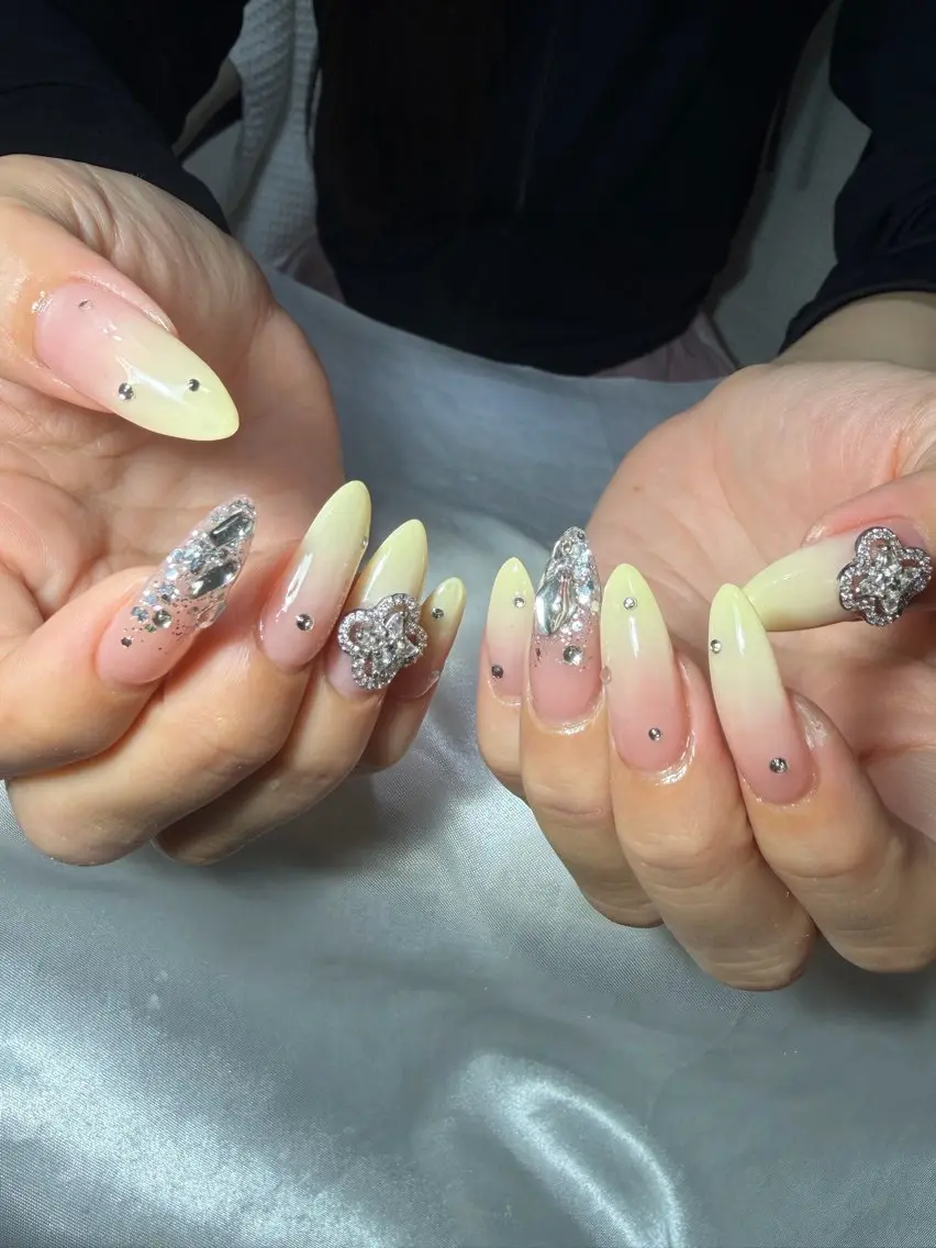 ネイル ハンドネイル nailroom‪ sb‪‪𓈒𓂂𓏸のネイルデザイン