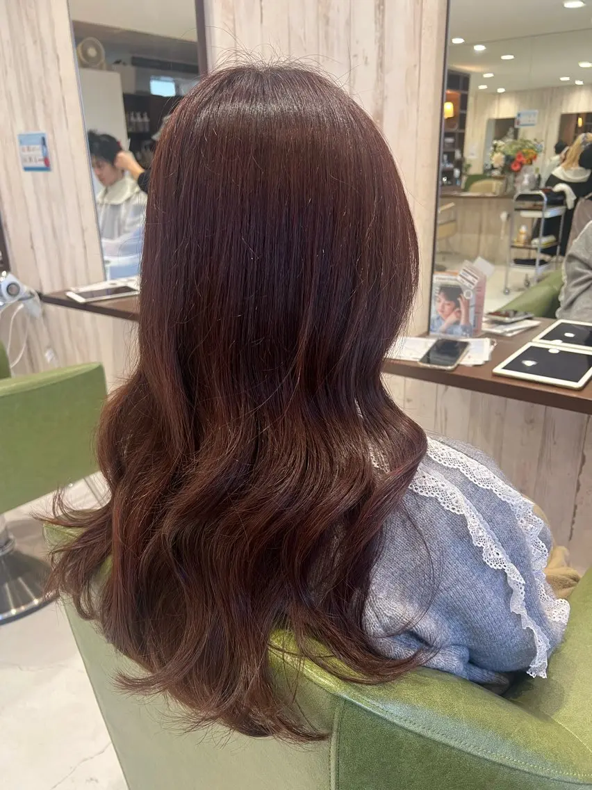 ロング カット ヘアカラー 山崎 和花のヘアスタイル