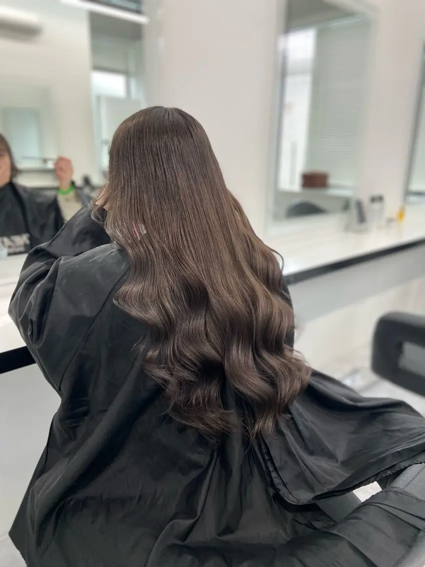 ロング カラー ヘアアレンジ ヘアカラー レイヤー×透明感カラ ーHAYATOのヘアスタイル