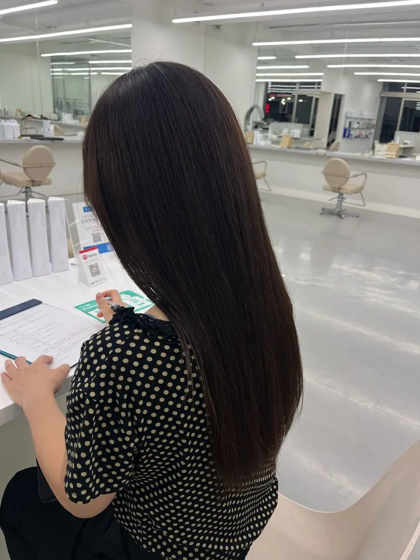 ツヤツヤサラサラ縮毛矯正🫧¥22.000→¥9.900の写真