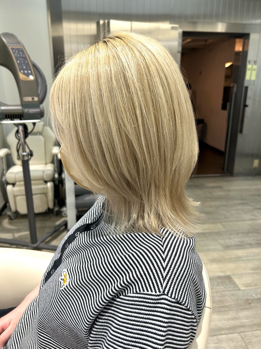 ミディアム 髙沢 蓮のヘアスタイル