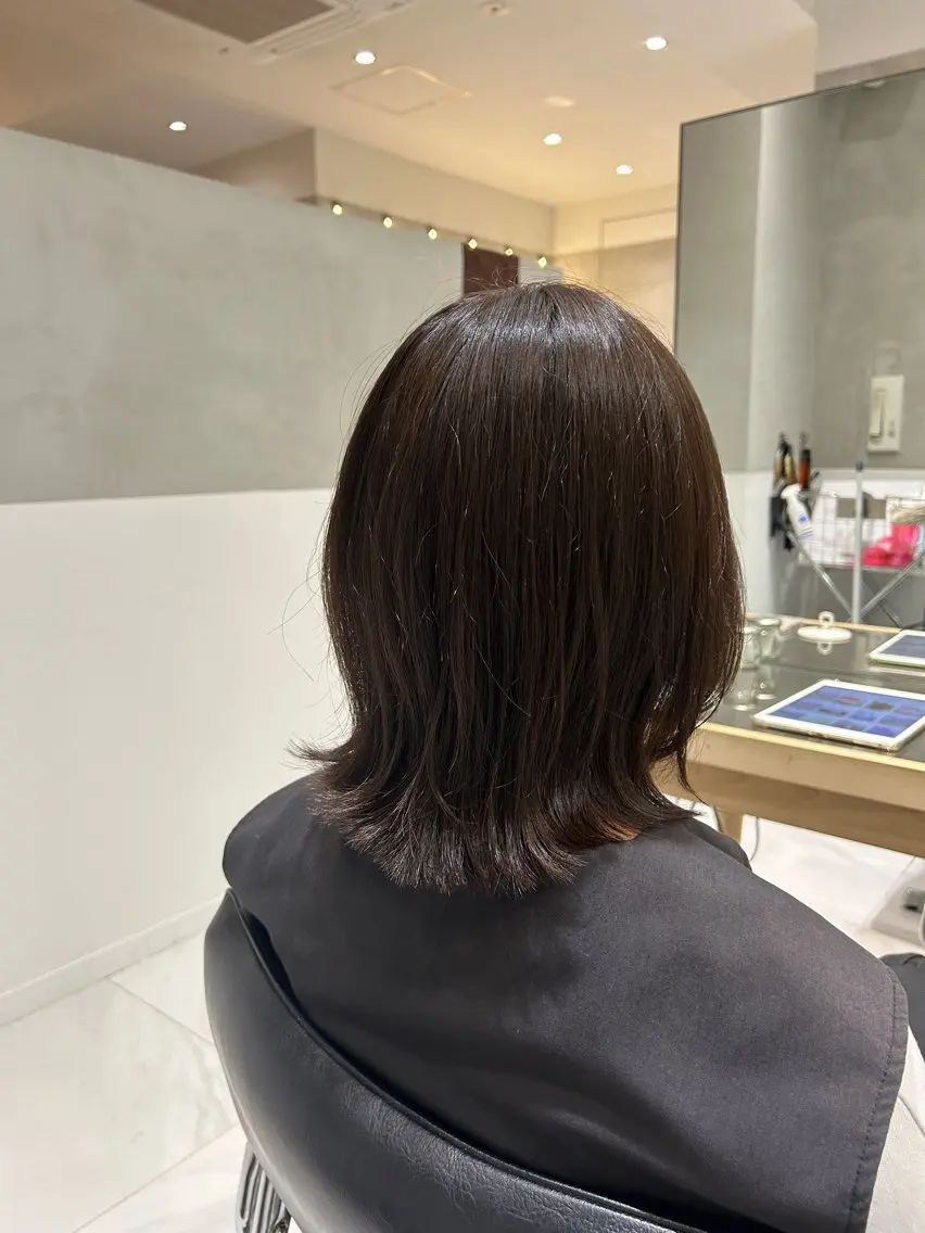 ミディアム ヘアカラー 似合わせボブ 🩶アヤラのヘアスタイル