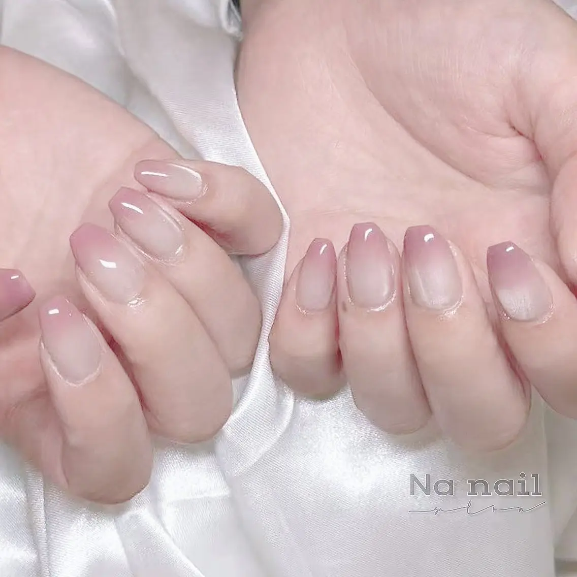 ネイル チークネイル フラッシュネイル フレンチネイル ジェルネイル グラデーション ハンドネイル CC Nail 高田馬場のネイルデザイン