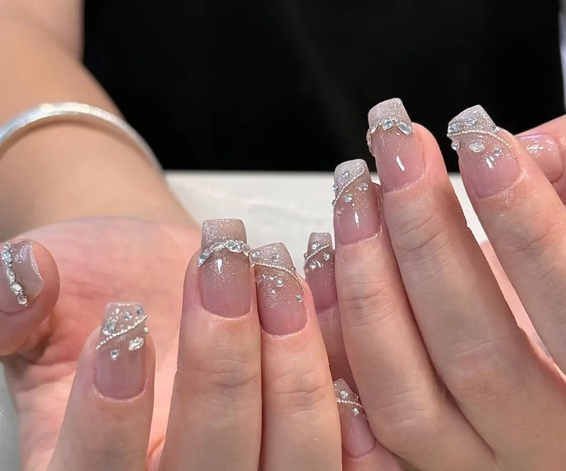 ネイル ハンドネイル 🎀 UU_nailのネイルデザイン