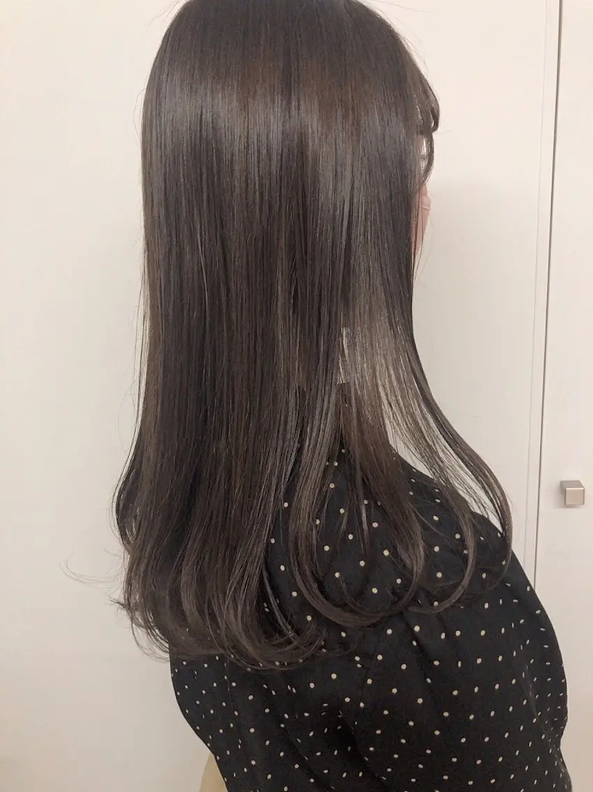 ロング カラー 黒髪 ブルーカラー ブルーブラック ケアカラー グレージュ カット ヘアカラー トリートメント ヘッドスパ ヘアセット ✨透明感ケアカラー✨ 長野ゆきなのヘアスタイル