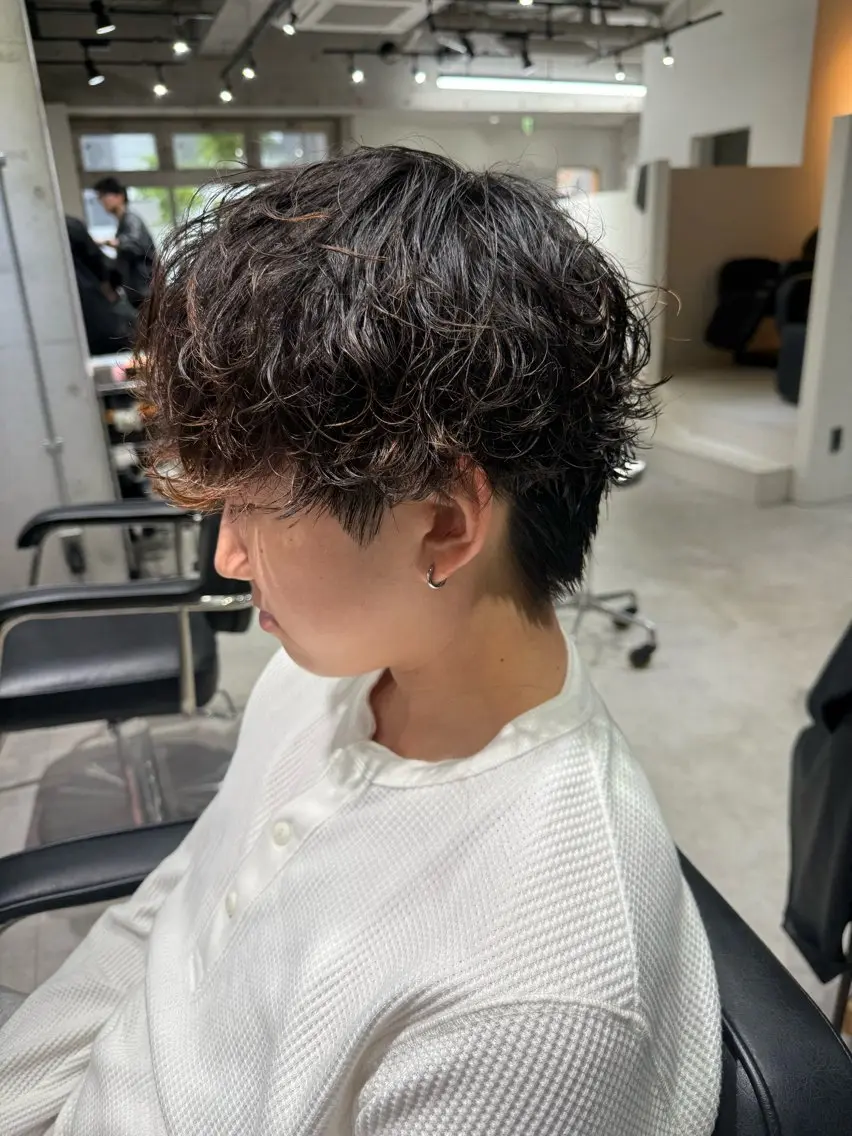 メンズ メンズパーマ カット パーマ 布施メンズ特化美容師 秋山 涼のヘアスタイル