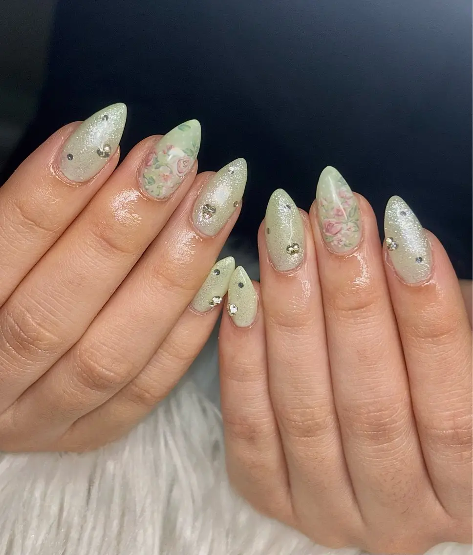 ネイル Bitty💟 Marinのネイルデザイン