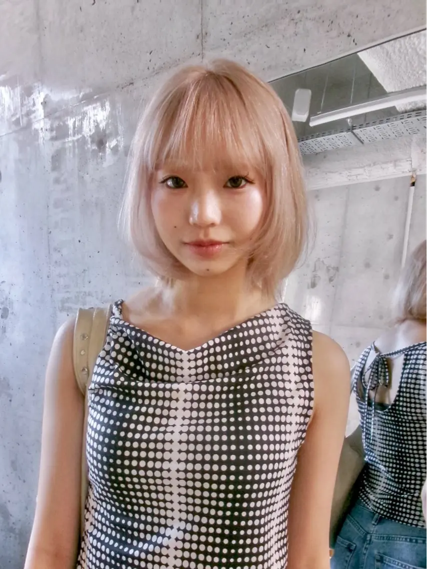 ミディアム ボブ カット ヘアカラー トリートメント karen /ベージュ,ボブのヘアスタイル