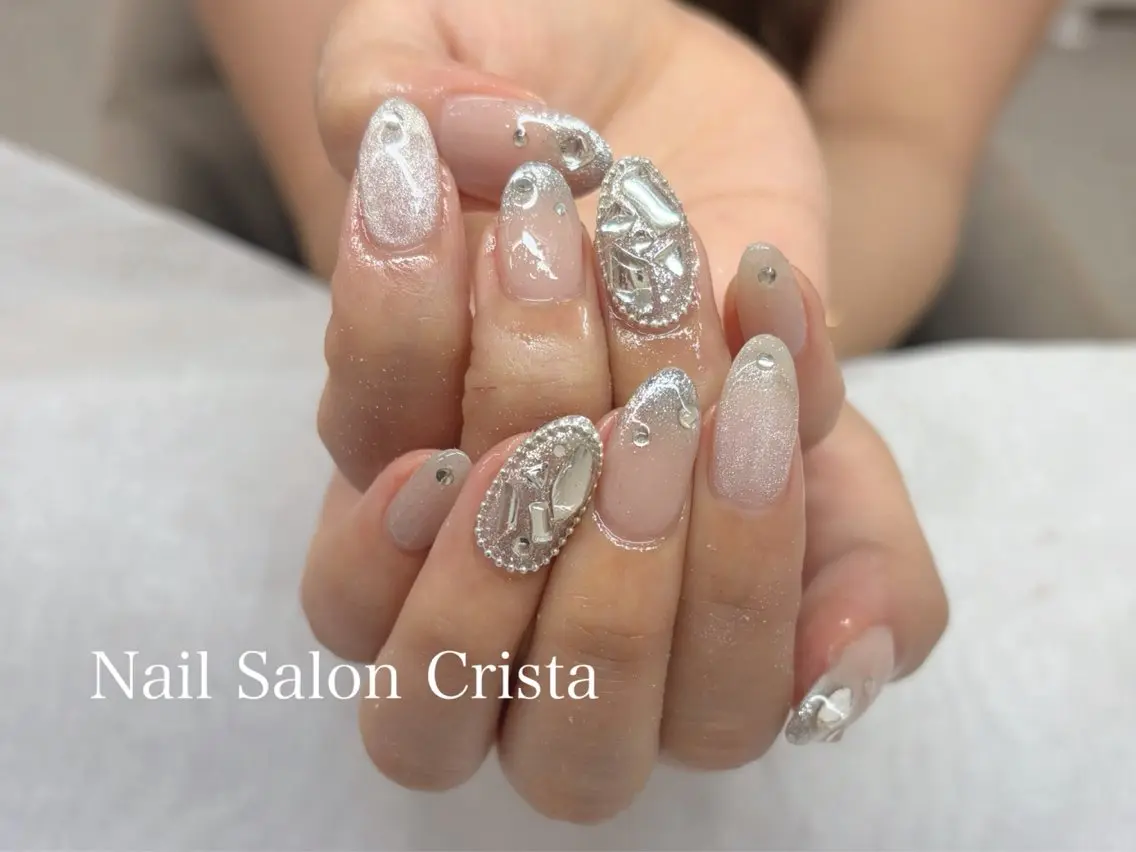 ネイル CRISTA MOMOのネイルデザイン