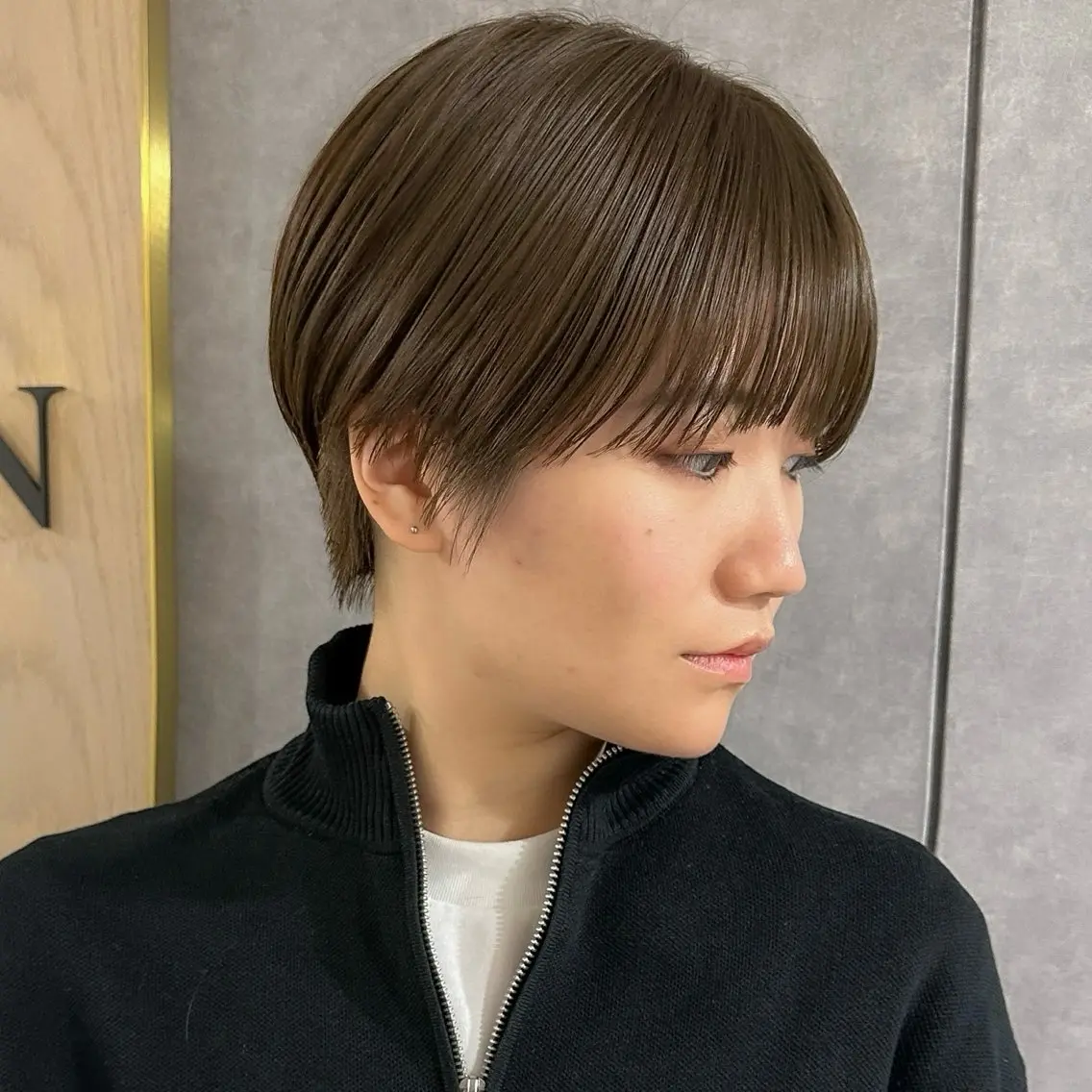 ショート カラー ブリーチ ダブルカラー ブリーチなしカラー ショートヘア ボブ/パーマ🟥 Genkiのヘアスタイル