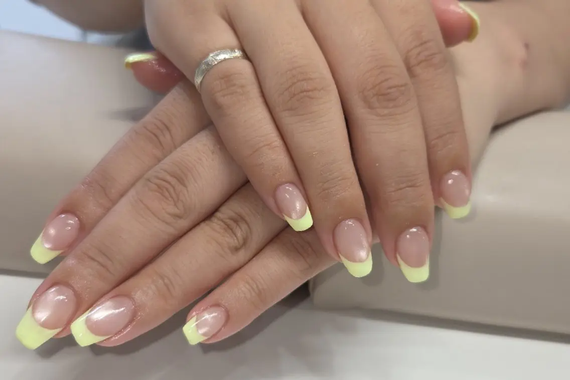ネイル フレンチネイル ハンドネイル Pure 恵美のネイルデザイン
