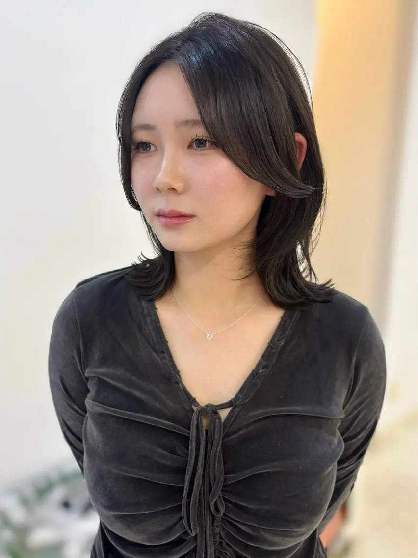 カラー ヘアカラー 乙津 寧々のヘアスタイル
