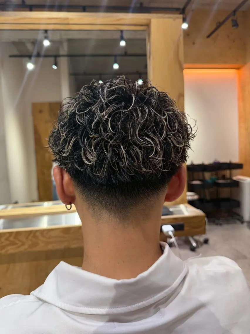 カラー パーマ メンズ パーマ パーマ特別価格🔥 宇宙のヘアスタイル
