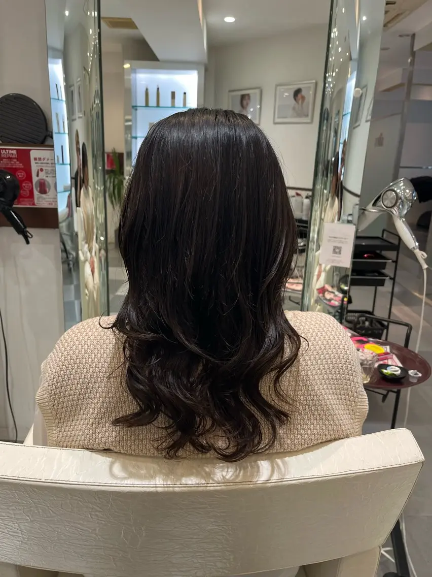 ロング パーマ カット パーマ トリートメント コテ巻き風パーマ 藤澤　知彌のヘアスタイル
