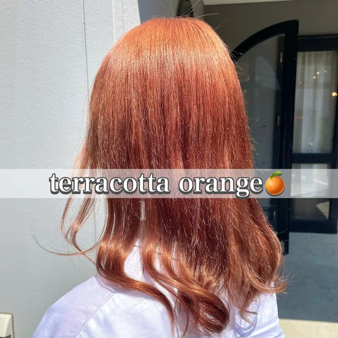 ロング カラー ヘアアレンジ ブリーチ オレンジ テラコッタ ヘアカラー トリートメント レイヤー/ハッシュ /デザインカラーのヘアスタイル
