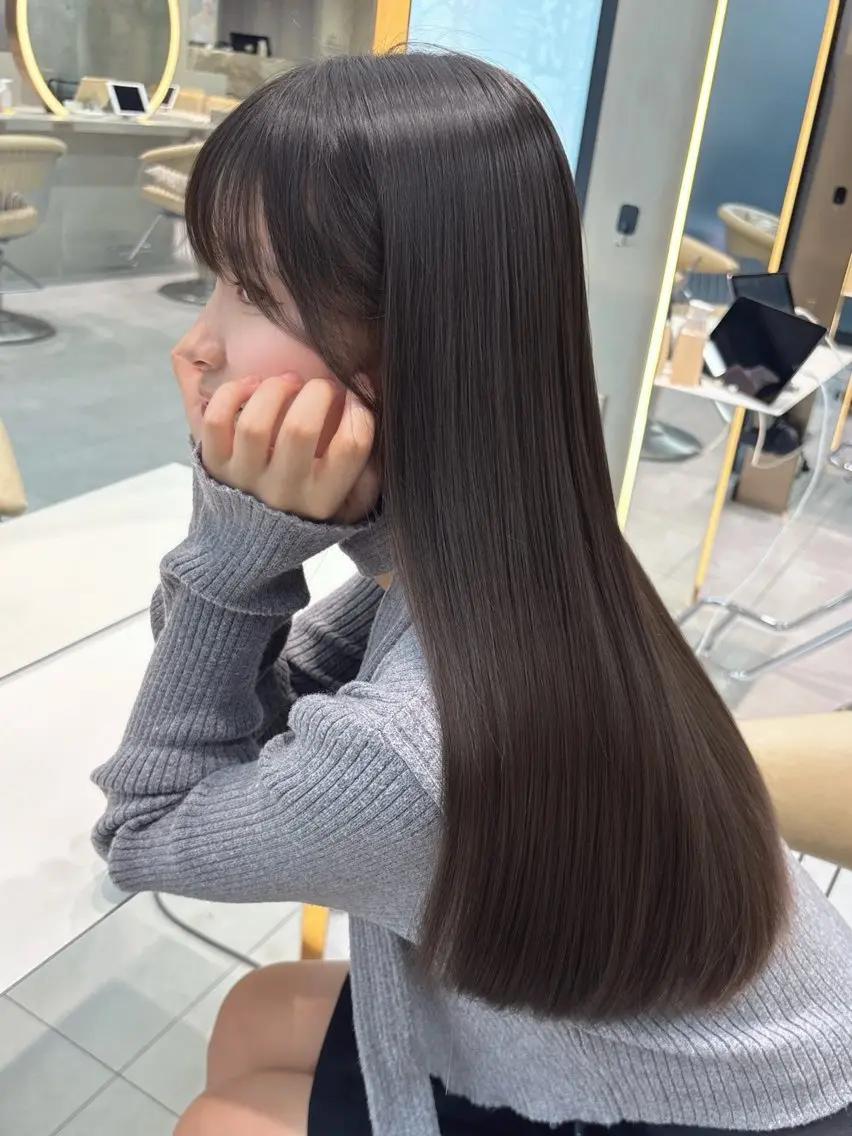 ロング 縮毛矯正 トリートメント 福岡縮毛矯正✨️ ストレート 向井和輝のヘアスタイル
