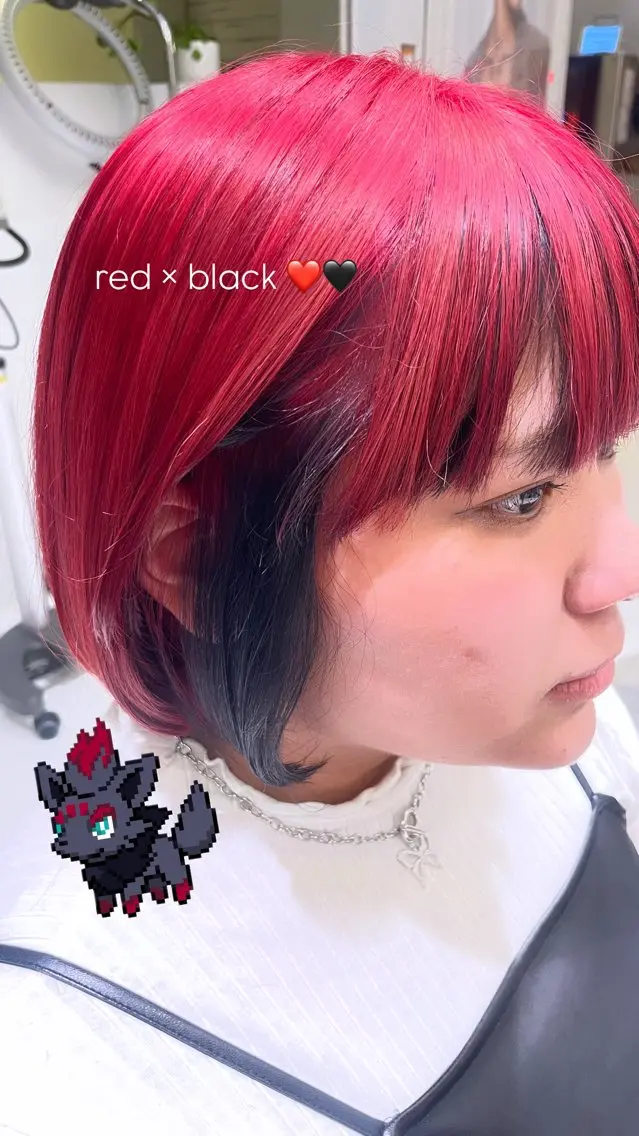 ショート ⭐️ダブルカラー推し lisaaaa⭐️のヘアスタイル