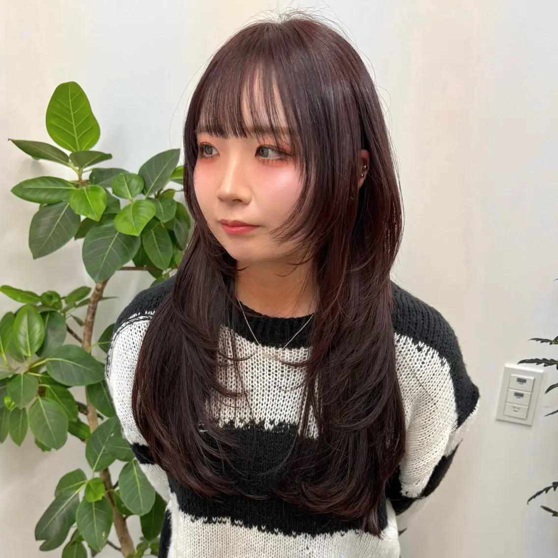 ロング レイヤーカット ロング ウルフカット ウルフレイヤー カット ヘアカラー 📍葛西りんたろう/ ENVのヘアスタイル