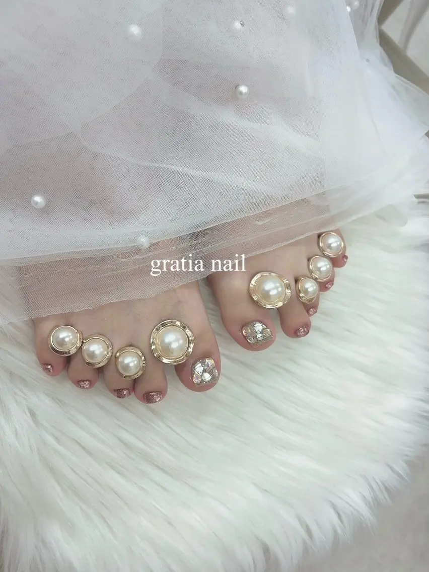 ネイル フットネイル gratia salonのネイルデザイン