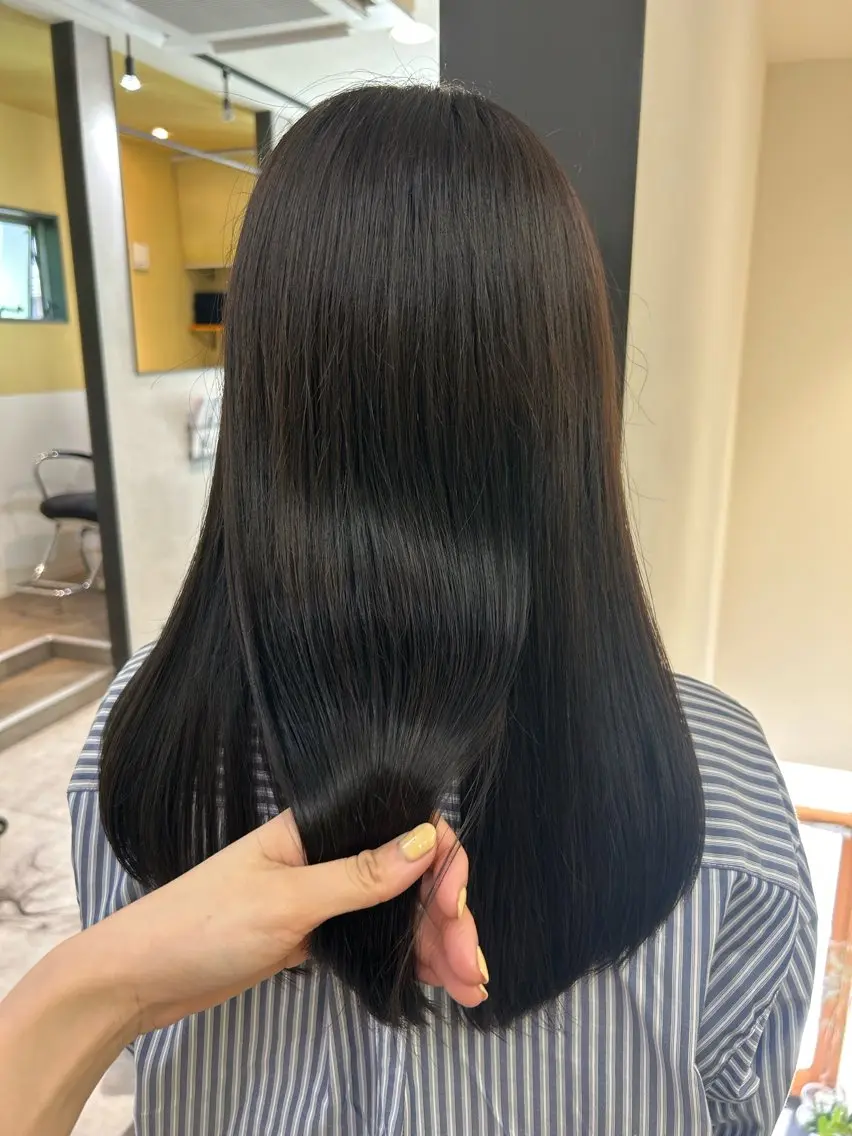 ロング カラー 透明感カラー hubhair レイヤー/透明感のヘアスタイル